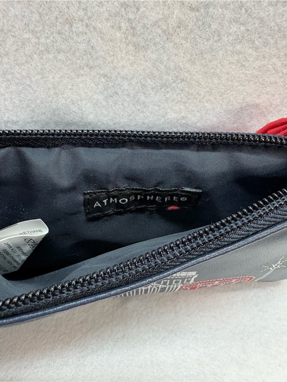 Atmosphere I Love London LDN Wristlet Clutch Coin Purse Travel Pouch Black Red - Picture 4 of 6